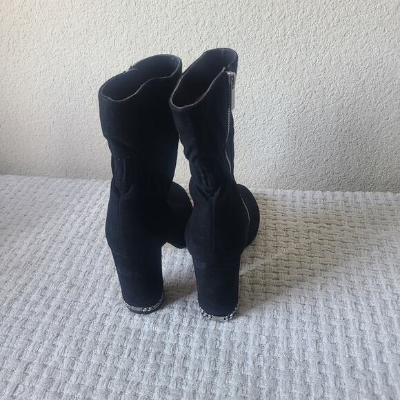 Michael Kors Dolores Bootie in Black Suede Women's Size 8.5 - Picture 2 of 16